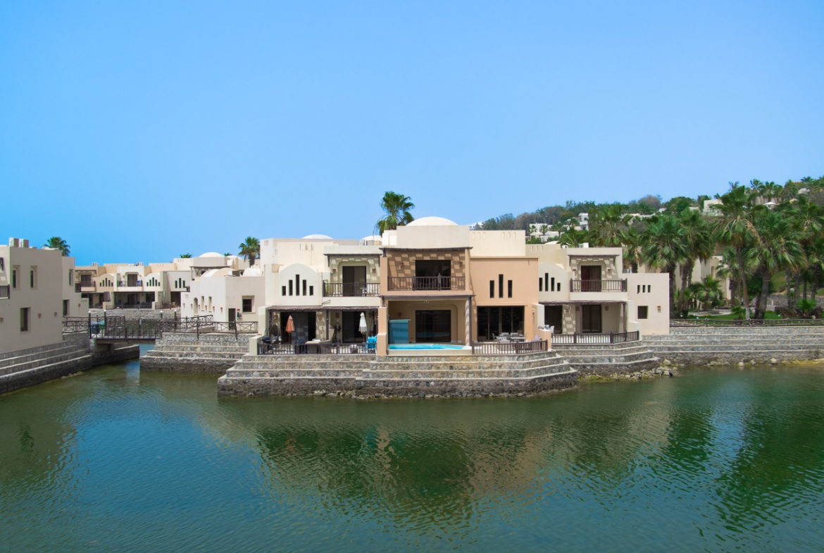 1 BR VILLA IN TRANQUIL COVE ROTANA | RARE GEM!