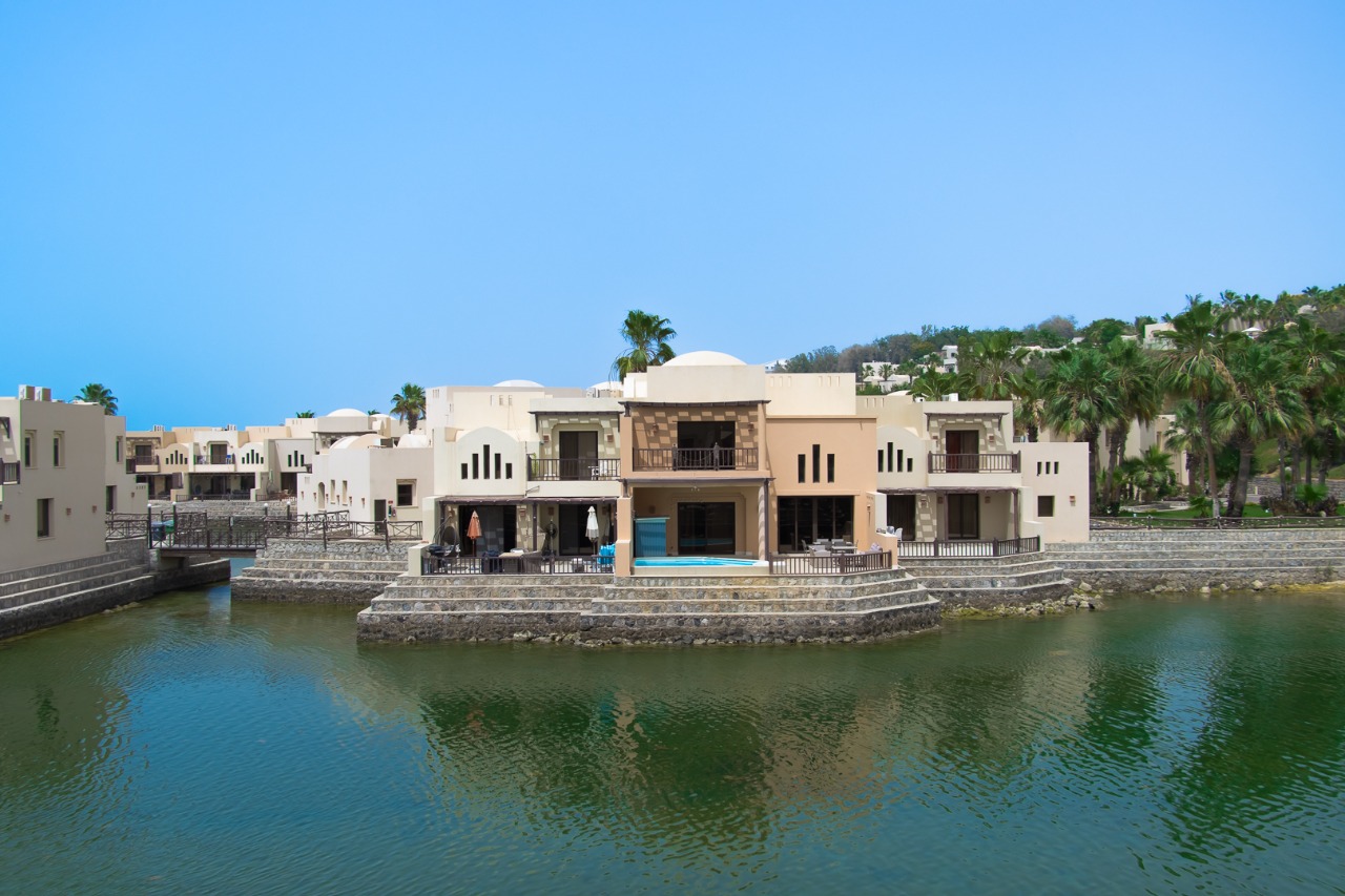 1 BR VILLA IN TRANQUIL COVE ROTANA | RARE GEM!