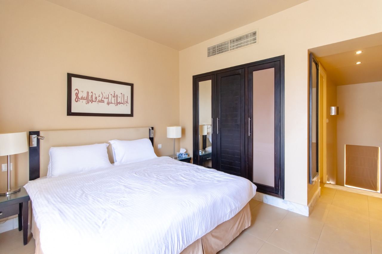 1 BR VILLA IN TRANQUIL COVE ROTANA | RARE GEM!