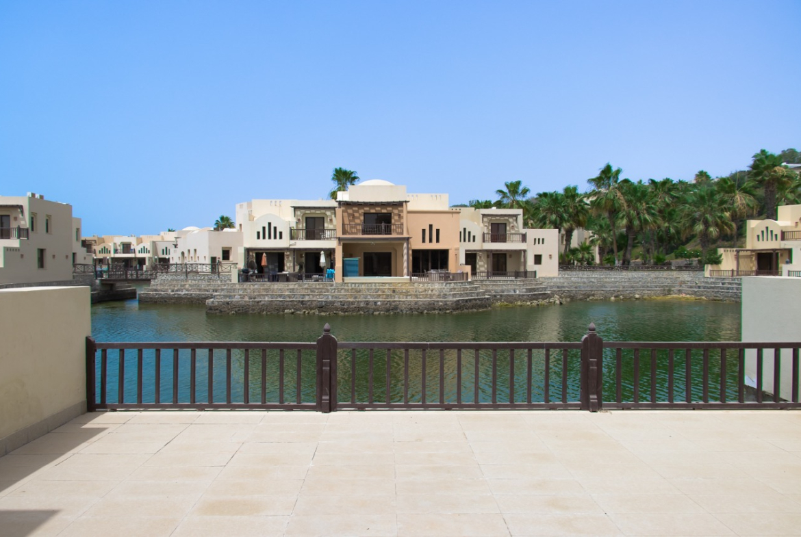 1 BR VILLA IN TRANQUIL COVE ROTANA | RARE GEM!