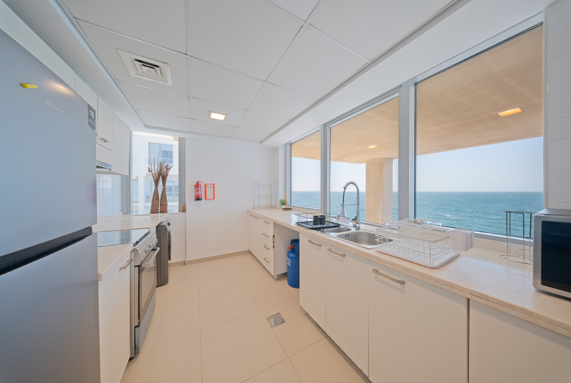 AMAZING SEA VIEW | FULLY FURNISHED | CHILLER FREE