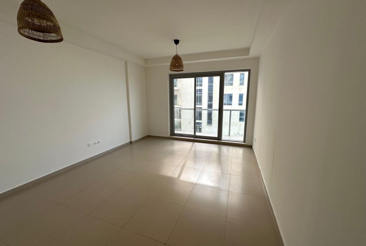 2 BR Apartment | Prime Location, Gorgeous Views, Gateway at Mina Al Arab