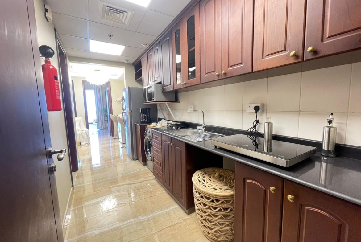 Studio Apartment | Huge Balcony | Golf & Lagoon Views – Al Hamra Village