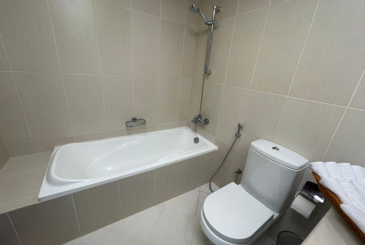 Studio Apartment | Huge Balcony | Golf & Lagoon Views – Al Hamra Village