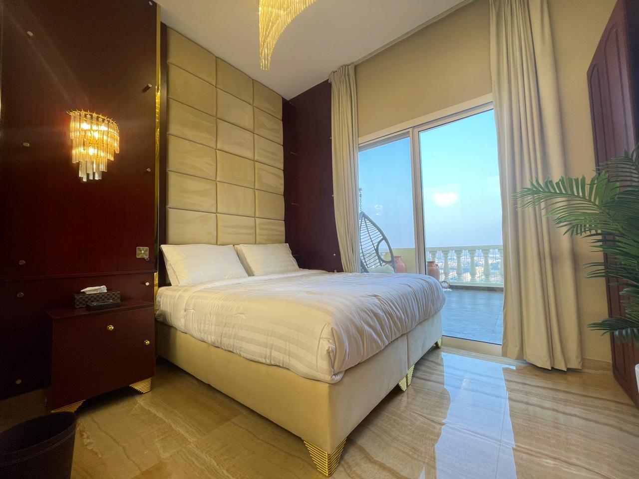 Studio Apartment | Huge Balcony | Golf & Lagoon Views – Al Hamra Village