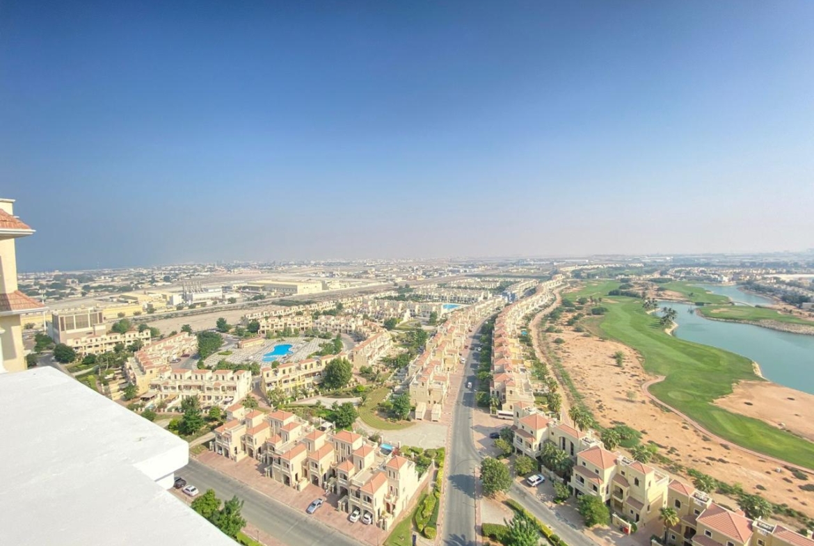 Studio Apartment | Huge Balcony | Golf & Lagoon Views – Al Hamra Village