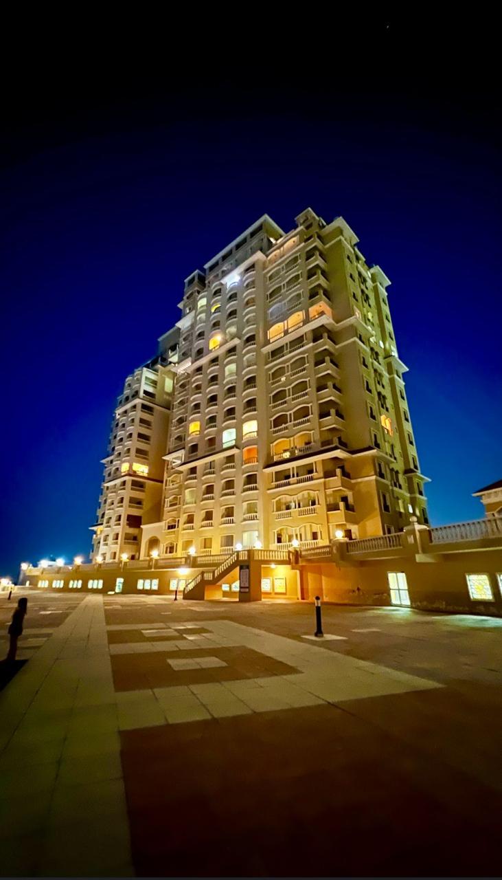 Studio Apartment | Huge Balcony | Golf & Lagoon Views – Al Hamra Village
