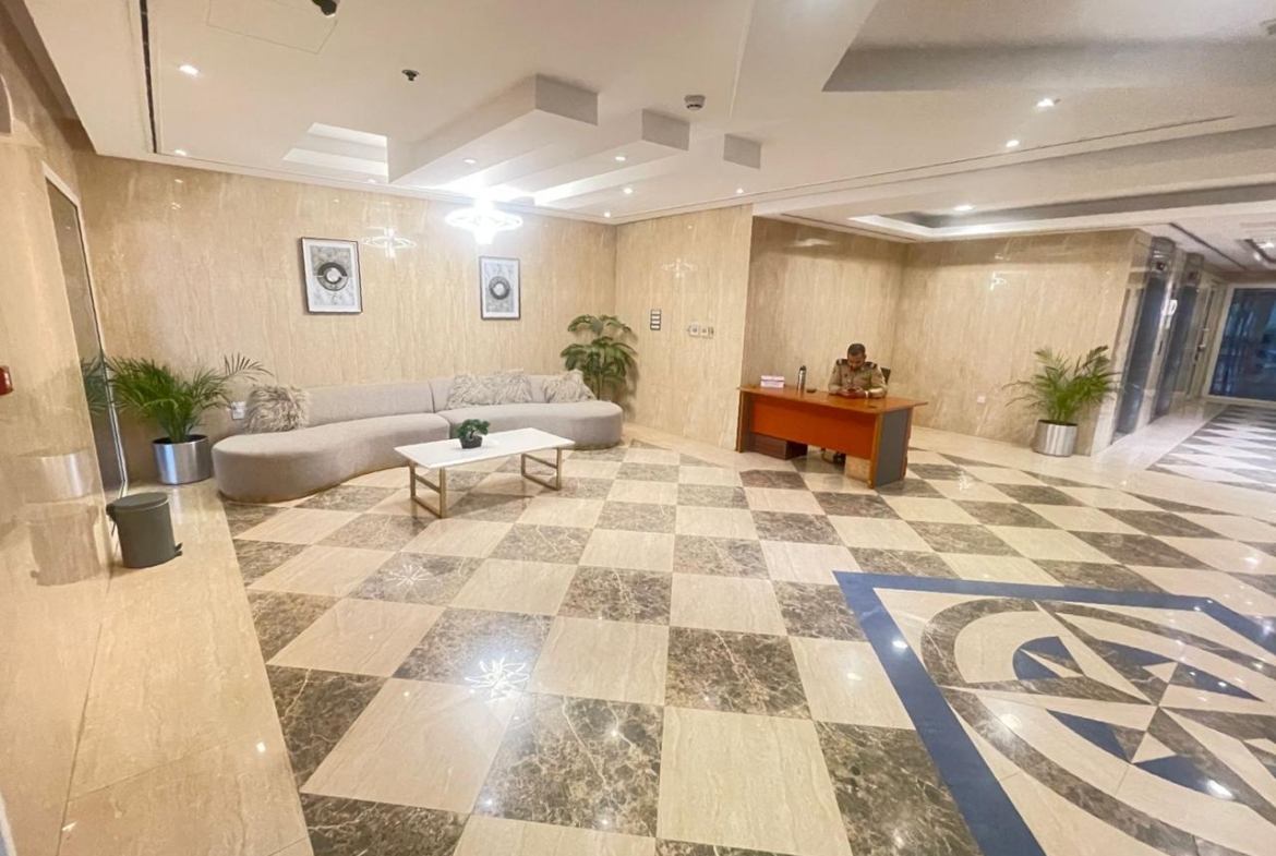 Studio Apartment | Huge Balcony | Golf & Lagoon Views – Al Hamra Village