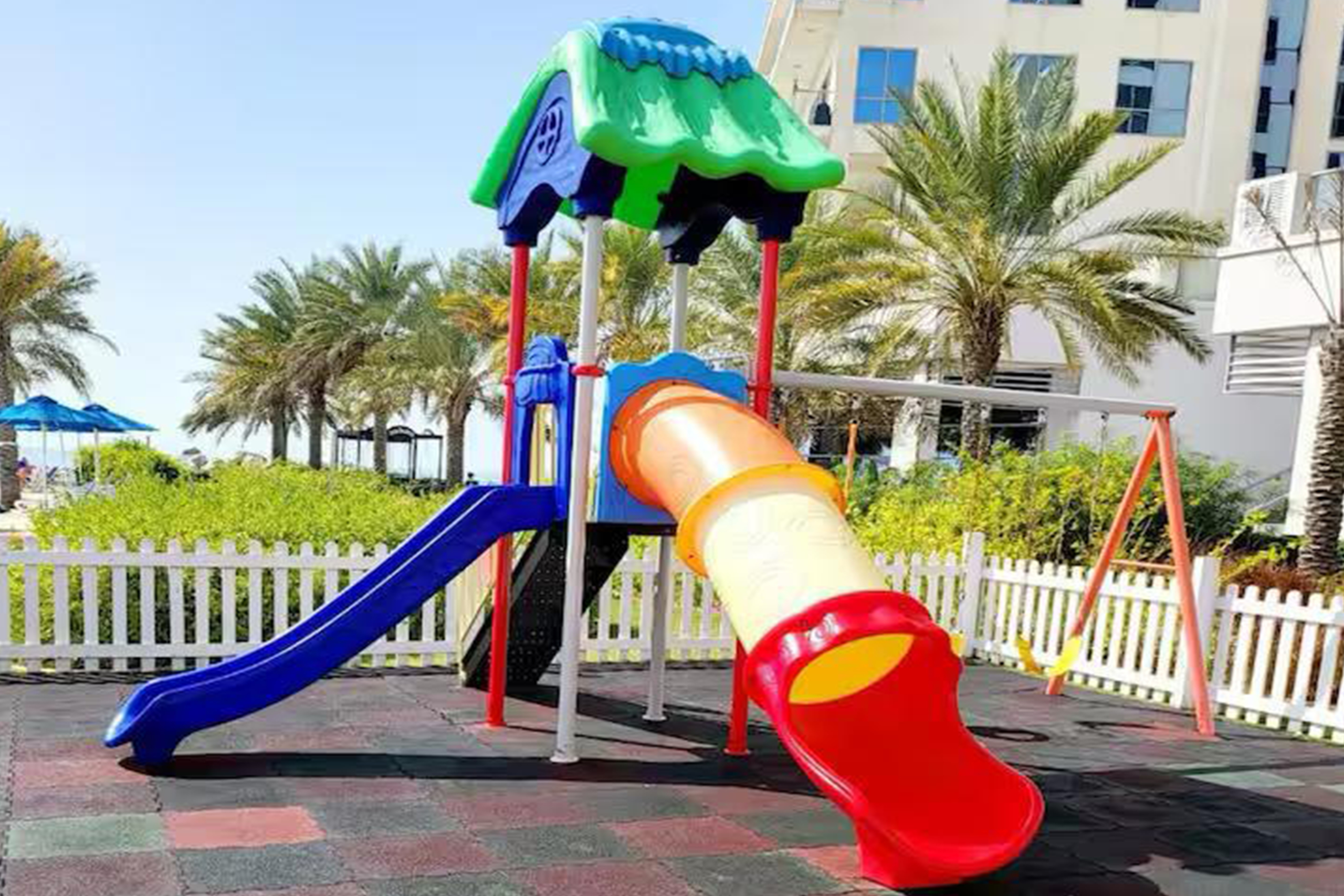 2 BR Apartment | Prime Location, Gorgeous Views, Gateway at Mina Al Arab